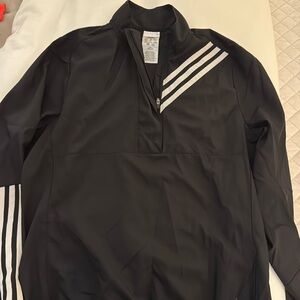 Adidas running  windbraker 
Color black
Size M
